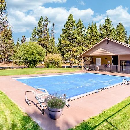 Bachelor Sunshine Retreat Villa Sunriver Exterior photo